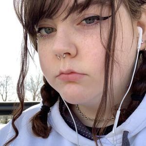 Meet your Posher, Maddie